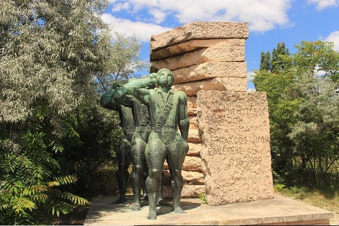 Memento Park With Trabant Transfer - Experience Highlights