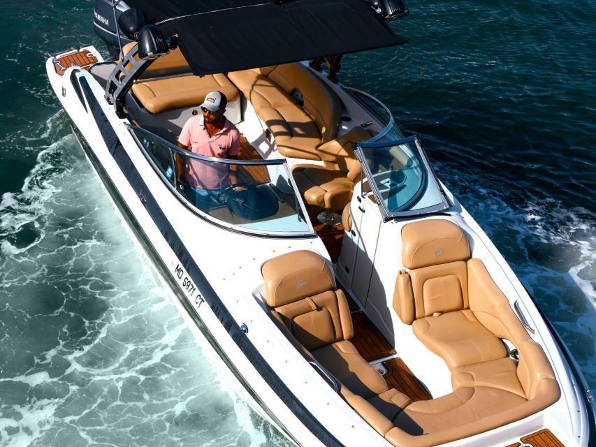 Miami Beach: Spectacular Sandbar & Skyline Boat Tour