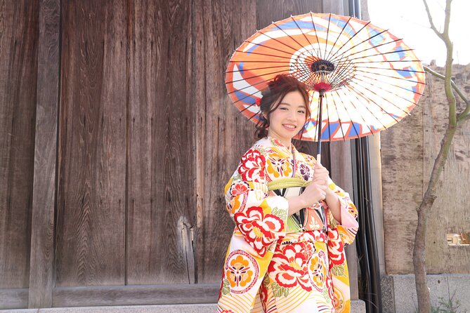 Osaka Kimono Experience 6 Hrs Tour With Licensed Guide - Location and Highlights