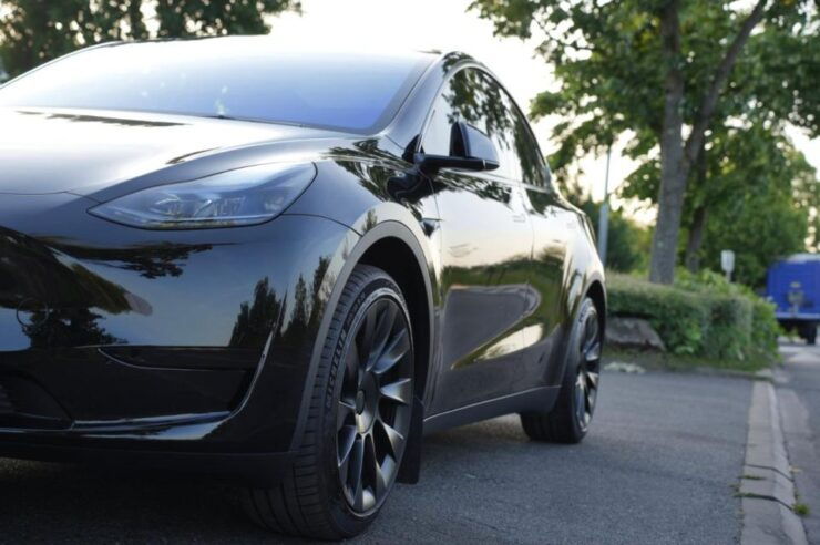 Paris: Private Tesla⚡️ Transfer To/From CDG Airport - Service Details