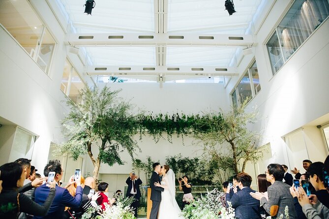 Private 3 Hour Wedding Reception Photography With Lunch in Tokyo - Cuisine Options Available