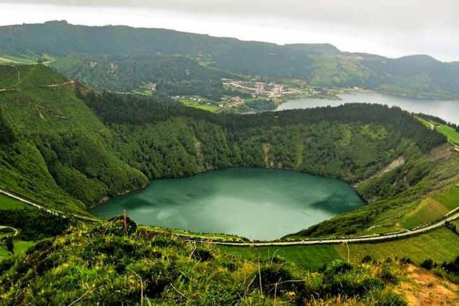 Private 4×4 Tour – Sete Cidades (Half Day)