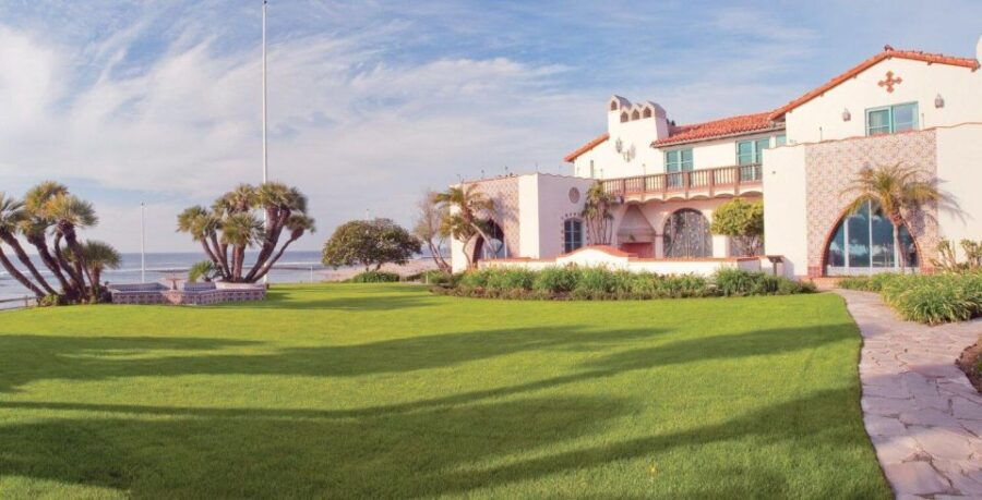 Private Malibu Tour: From the Beaches to the Mansions