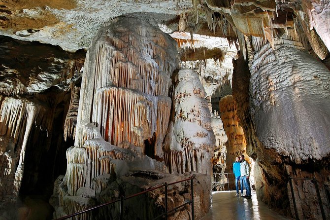 Private Tour From Zagreb: Ljubljana, Postojna & Predjama Castle - Tour Highlights