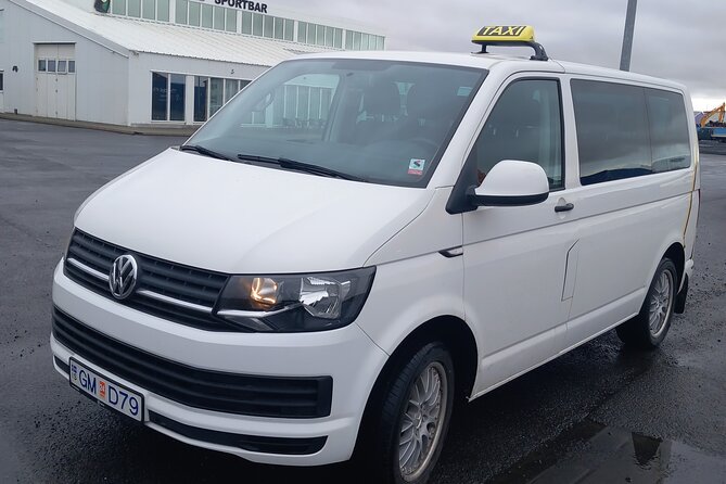 Private Transfer From Keflavik Airport to Reykjavik/Surrounding - Provider and Route Details