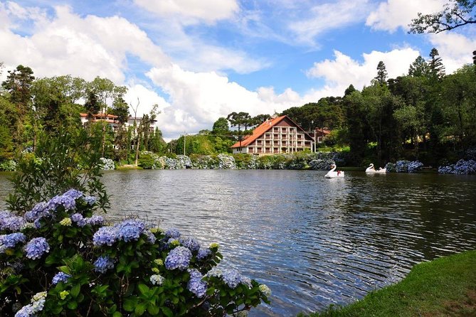 Private Transfer From Porto Alegre to Gramado and Canela-Rs (In - Out) - Meeting and Pickup