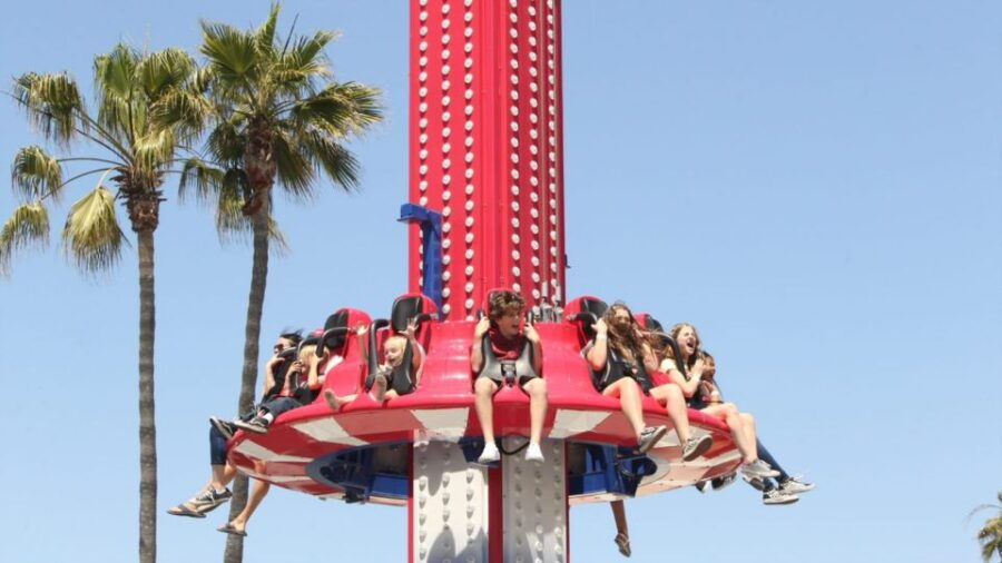 San Diego: Unlimited Ride & Play Pass at Belmont Park