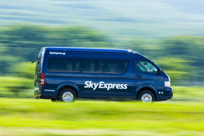 SkyExpress: Autumn Sounkyo Customised Private Day Tour (Up to 8 Passengers) - Meeting and Pickup