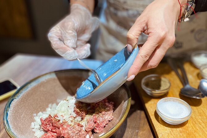 Small-Group Khinkali and Khachapuri Cooking Class in Tbilisi - Activity Overview