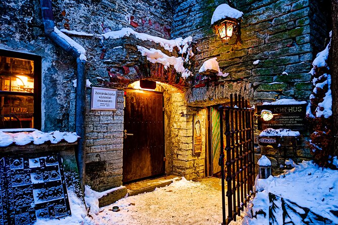 Tales of Old Tallinn 2-hour Walking Tour - Tour Highlights