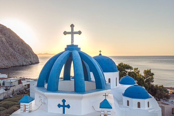 Top Sights of Santorini With Wine Tasting and Sunset in Oia - Famous Blue Domes of Oia