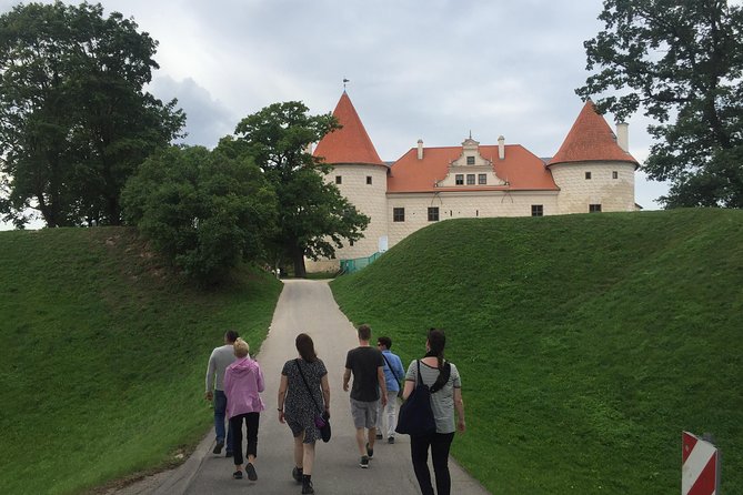 Tour Bus From Vilnius to Riga (Guaranteed Departure) - Departure Details