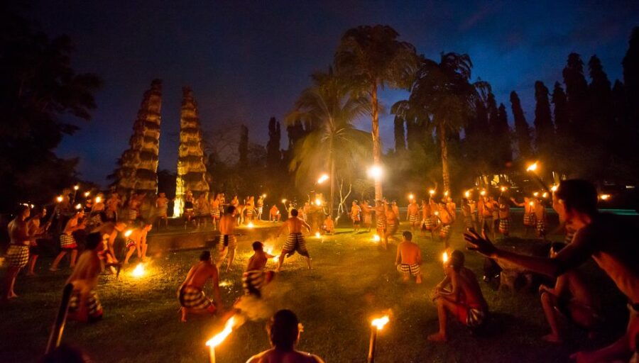 Ubud: Kecak Dance and Royal Balinese Resort Dinner Ticket - Good To Know