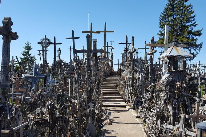 Vilnius to Riga Day Trip: The Hill of Crosses, Rundale Palace and Bauska Castle - Itinerary Highlights