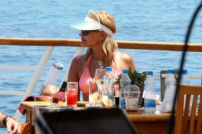 Wave Dancer Sunshine Full Day Cruise - All Inclusive - Tour Highlights