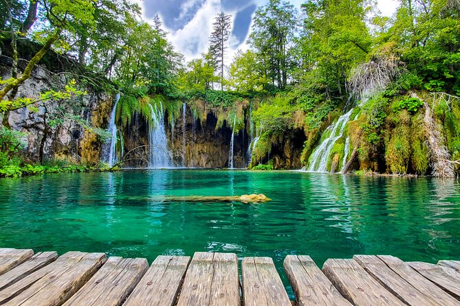 Zagreb to Split via Plitvice Lakes - Private Transfer With a Visit to Plitvice - Itinerary Highlights