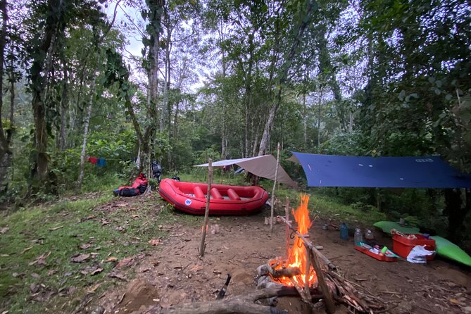 2 Days Private Adventure Tour: Rafting and Camping in Antioquia