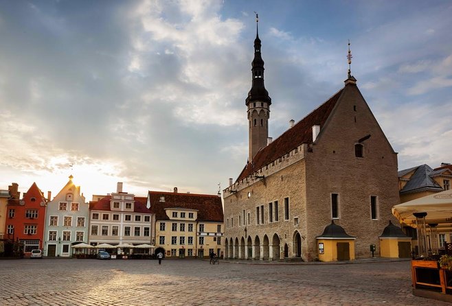2-Hour Guided Walking Tour of Tallinn - Subtopic: