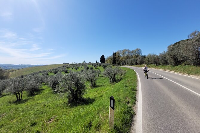2-Day Tuscany E-Bike Adventure - Tour Overview