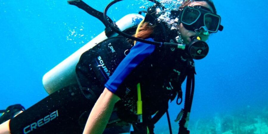 4 Days Adventure; Medellin to San Andres- Intro to Diving