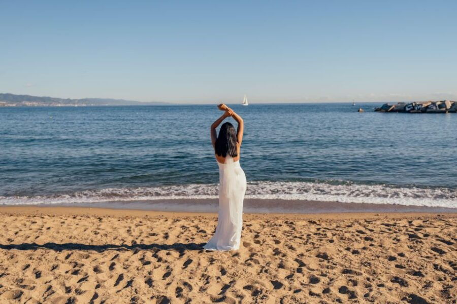 Barcelona Photo Experience: Famous Landmarks or the Beach! - Good To Know