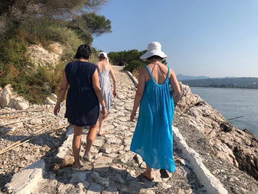 Boat Ride Tour & Lunch in Messinia, Greece - Good To Know