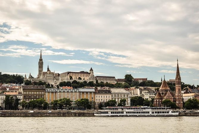Budapest All in - Full Day Tour With Lunch & Dessert - Tour Overview