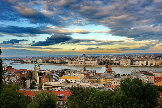 Budapest Private Full Day City Tour With a Comfortable Air -Conditioned Car - Tour Inclusions