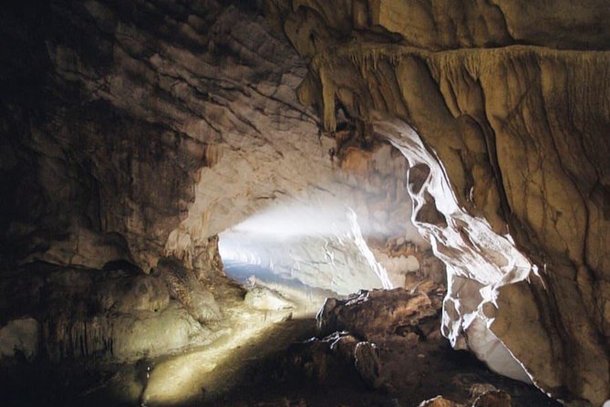 Cave of Pellumbas, Canyons & Castles Hiking Tour Includes Lunch - Lunch Details