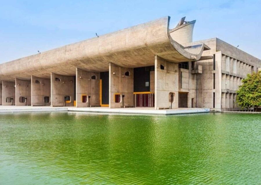 Chandigarh Museum Tour With Tuk Tuk Ride