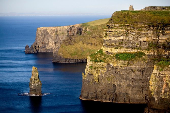 Cliffs of Moher, Galway and Ennis With Spanish Speaking Guide