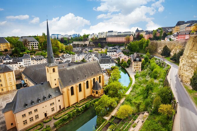 E-Scavenger Hunt Luxembourg: Explore the City at Your Own Pace - Activity Overview