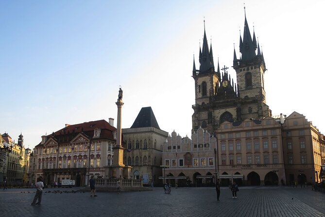 Early Morning Walk: Prague Highlights Without Crowds - Tour Inclusions and Accessibility