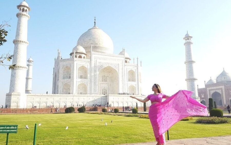 From Delhi: Taj Mahal Private Tour With Skip-The-Line Entry - Tour Highlights