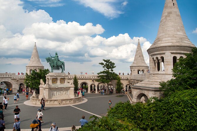 Guided Tour in Budapest Castle District - Tour Details