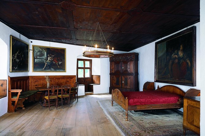 Guided Tour of the Interior in the Italian Language - Highlights of the Guided Tour