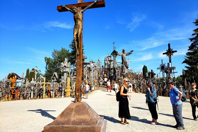 Hill of Crosses / 2 Countries in 1 Day - Customer Reviews