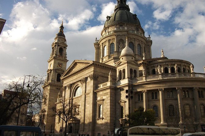 Historical and Cultural Guided Tour of Budapest - Inclusions
