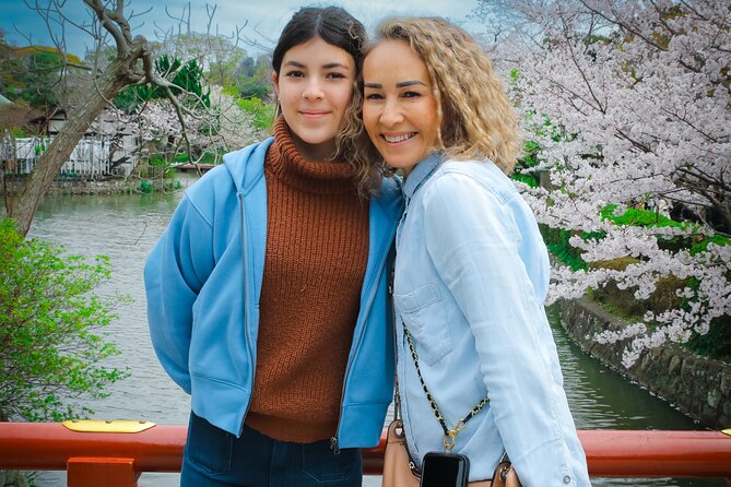 Kamakura Tour With Pro Photographer: Tsurugaoka Hachimangu Shrine - Shrine Exploration