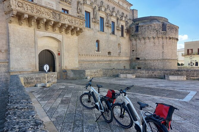 Lecce: Top Quality E-Bike Rental - Operating Hours and Group Size
