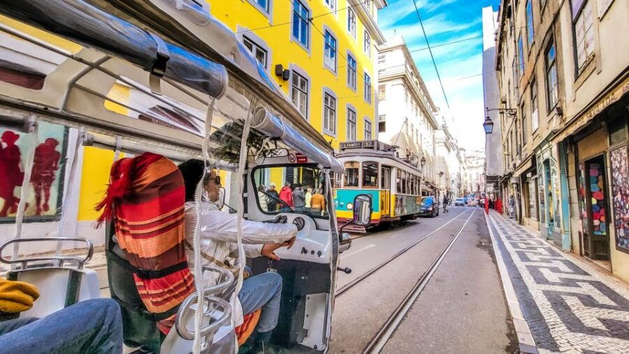 Lisbon Tour Oldtown, Alfama & Viewpoints on a Tuktuk! - Good To Know