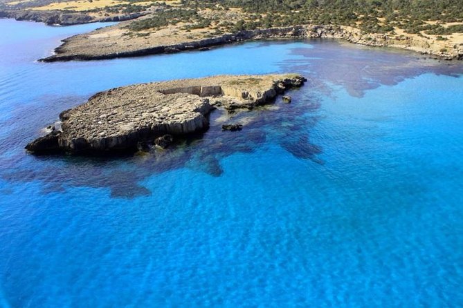 Luxury Private Motor Yacht Jeanneau NC33 Latchi Akamas - Location Details