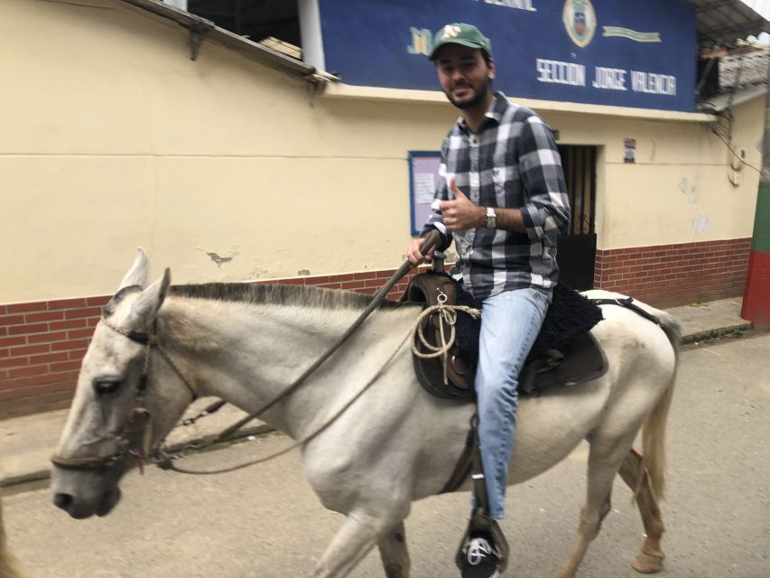 Medellín: Authentic Colombian Horseback Ride