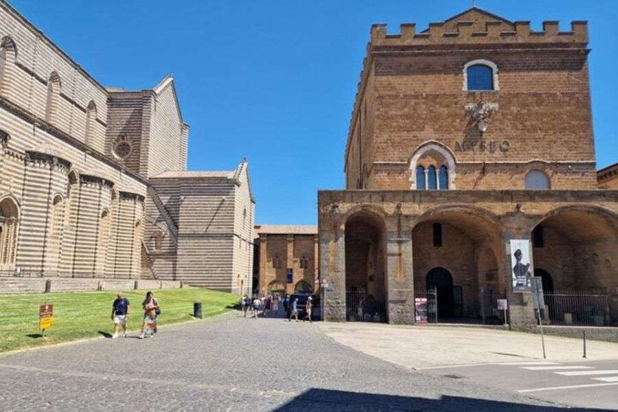 Montepulciano Wine Tasting and Orvieto Private Day Tour - Activity Highlights