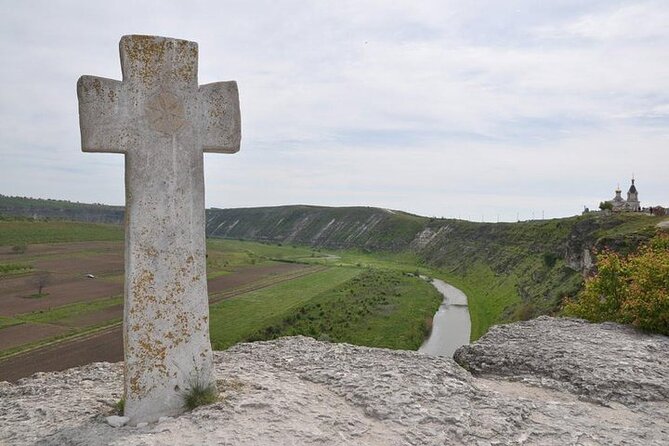 Private Bike Tour to Orheiul Vechi (Old Orhei) and Branesti Cellars - Highlights