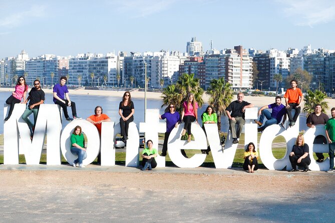 Private City Tour in Montevideo - Operating Hours