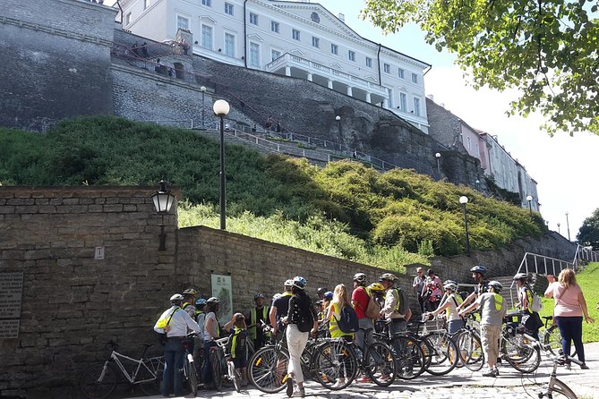Tallinn Bike Tour From Tallinn Cruise Port - Whats Included