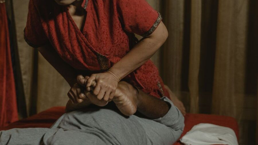 THAI OIL MASSAGE