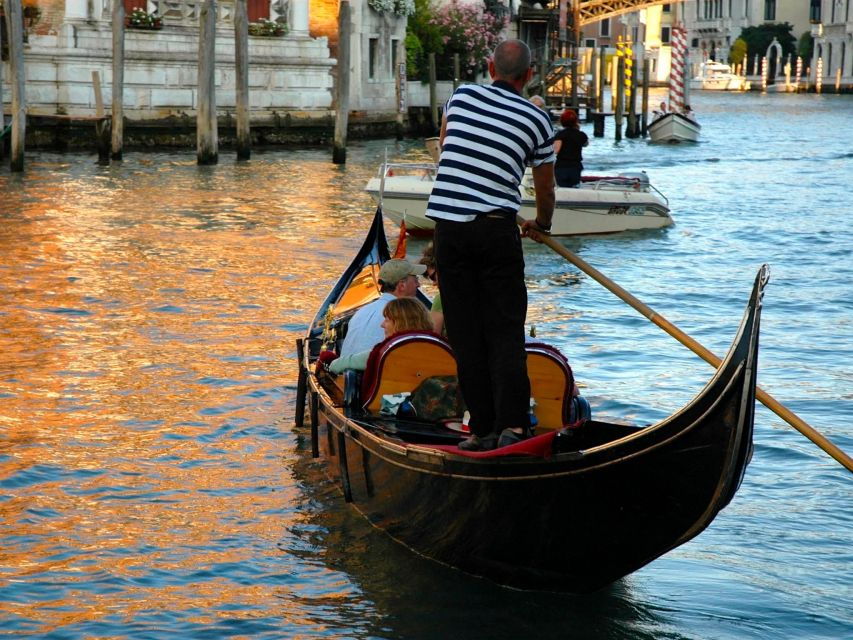 Venice Unveiled: Exclusive Gondola Experience - Good To Know