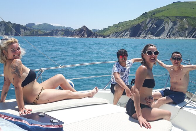 YACHT Tour Through the FLYSCH Cliffs and Game of Thrones - Tour Location and Meeting Point